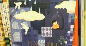 Bầy cừu bay ngang thành phố (Huỳnh Trọng Khang, NXB Kim Đồng, 2025)