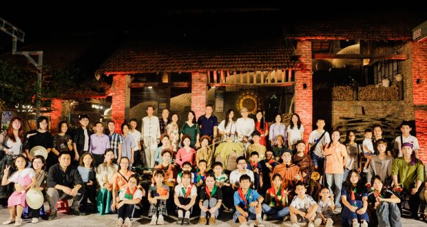 Hành trình trải nghiệm “BÀN XOAY”