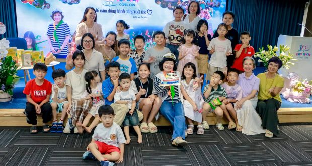 CLB Đọc sách cùng con – 16 năm đồng hành cùng tuổi thơ 