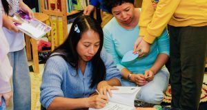 Giao lưu và gặp gỡ nhà văn Nguyễn Hoàng Diệu Thủy